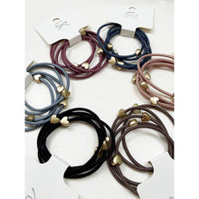 Load image into Gallery viewer, Gold Heart Beaded Hair Ties
