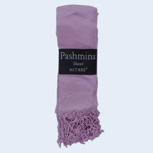 Load image into Gallery viewer, A lavender purple pashmina scarf with fringed ends, wrapped in a black paper band that reads 'Pashmina Sheawl ALTARE'.
