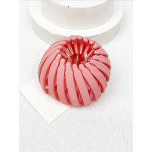Load image into Gallery viewer, Bird Nest Hair Bun Clip
